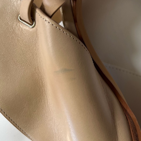 EUC Vince Camuto real leather heels - Picture 8 of 8